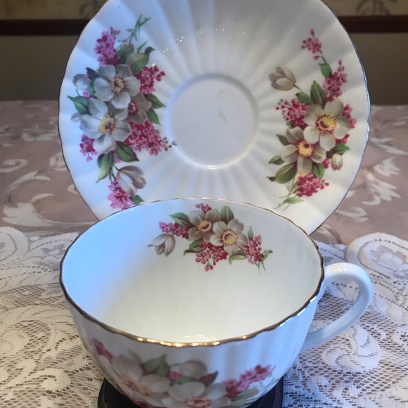 CUPS AND SAUCERS VINTAGE - Picture 9 of 12